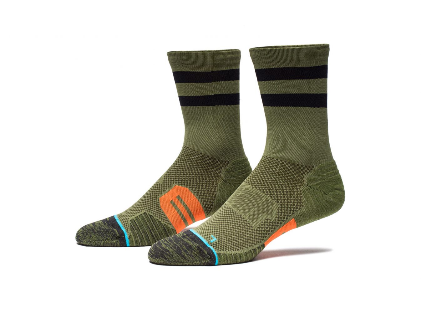 apparel_socks_undftdxstance_undefeated-stance-fusion-run-crew-sock_m446d15uno.view_1.color_olive