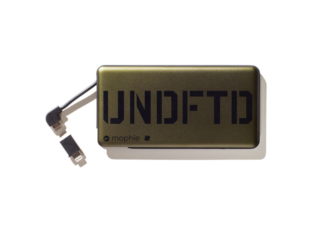 accessories_misc_undefeated-x-mophie_powerstation-plus-mini_und-mophie-view_1-color_olive