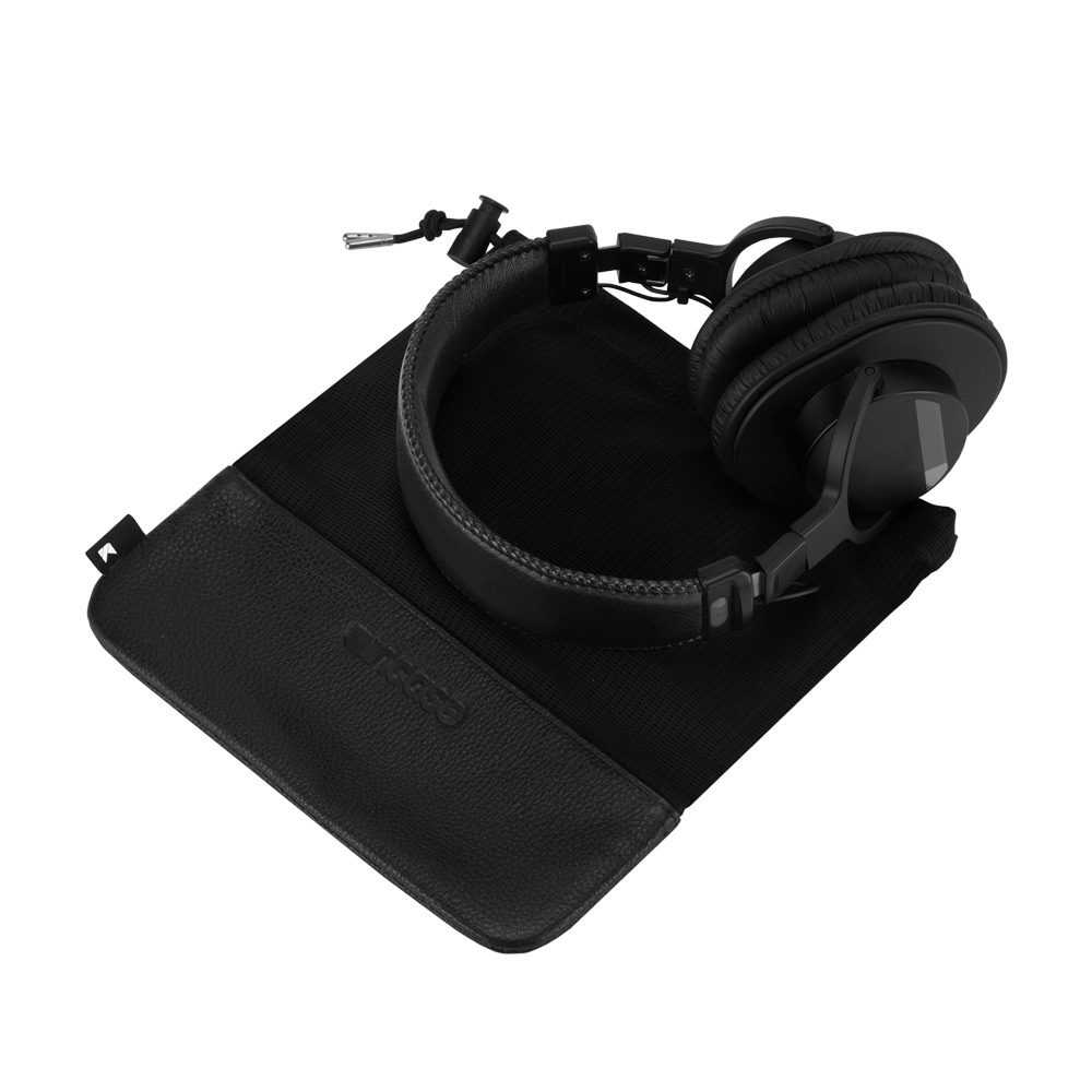 incase-x-kaskade-headphone-case