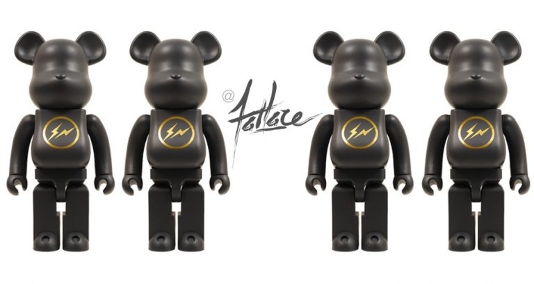 Bearbrick обои на айфон 11